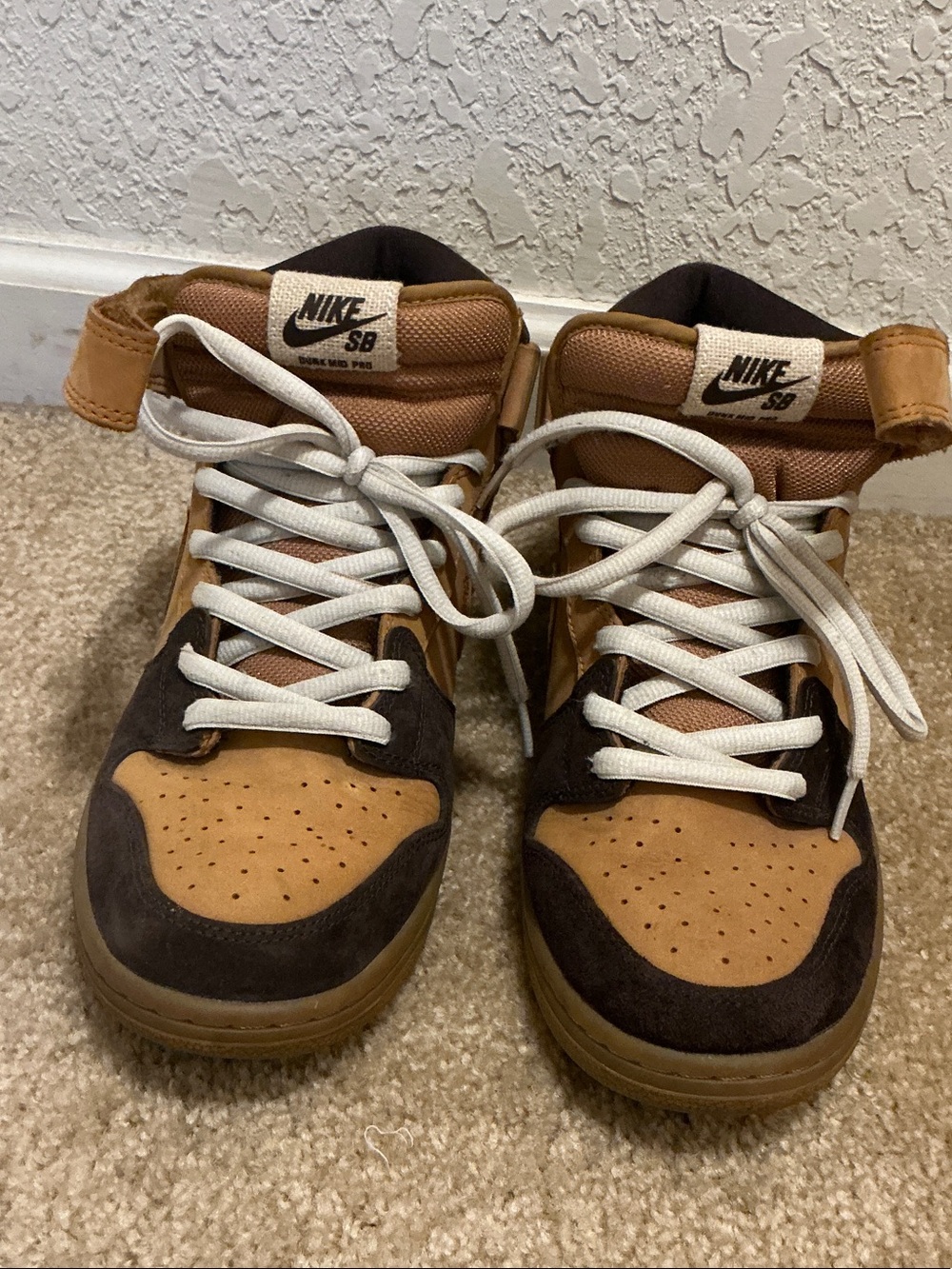 Nike SB Dunk High Brown and Tan Strap Sneakers - Picture 2 of 9